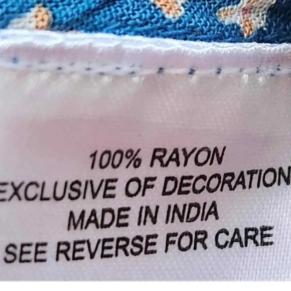 ⭐️Patrons of Peace, Fabulous Summer Top, Easy Wear and Care, Excellent Quality,S - Picture 9 of 10